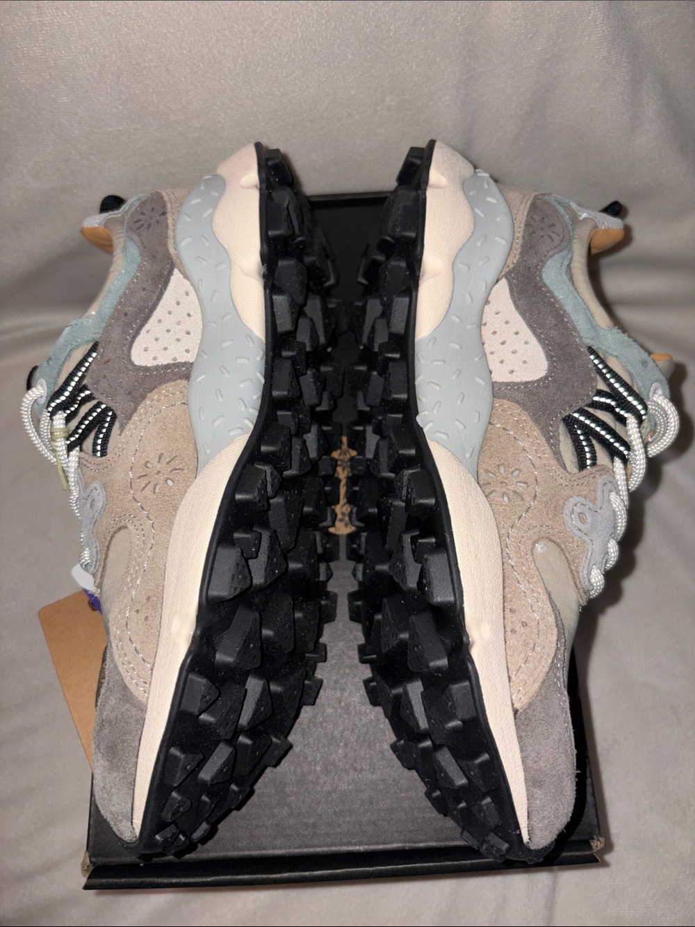 NWT Flower Mountain YAMANO 3 UNI Suede and technical fabric sneakers Sand/Beige - Picture 13 of 14